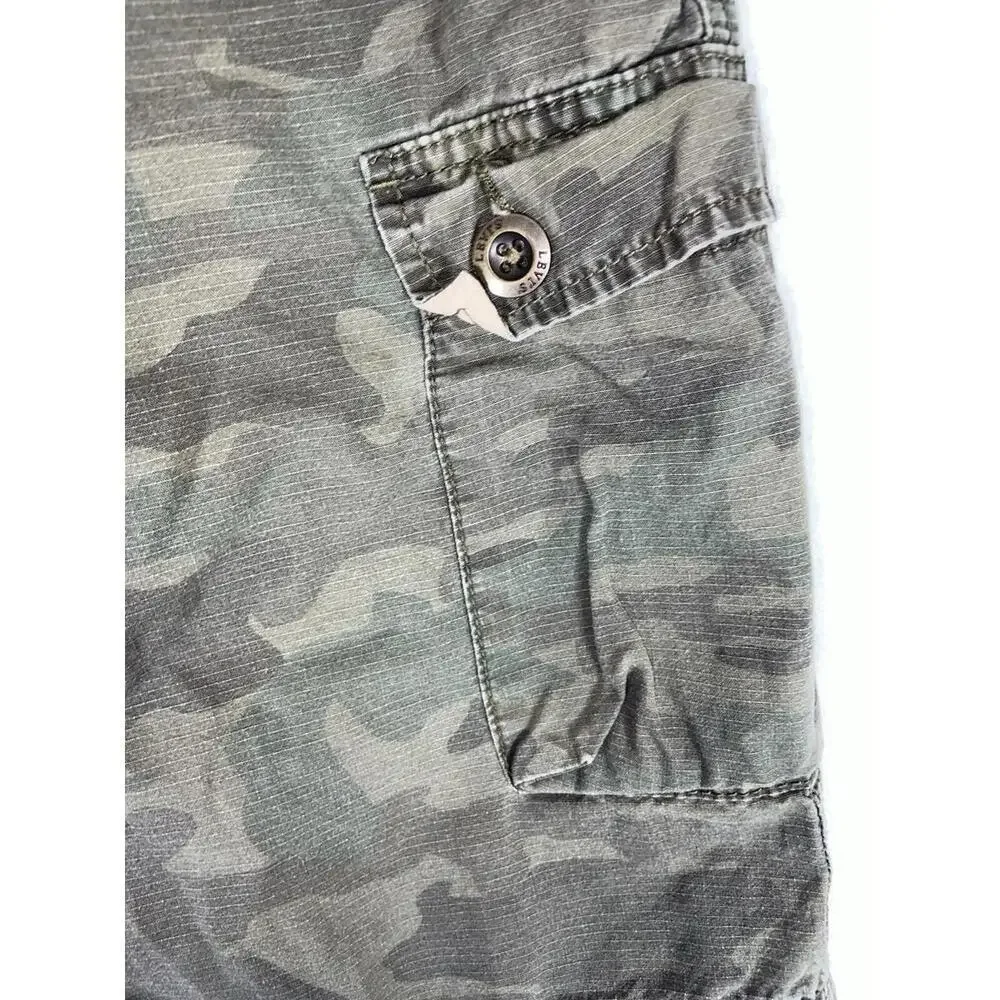 Levis Shorts Mens 18 Regular 29 Waist Camouflage Military Workwear Cargo Casual